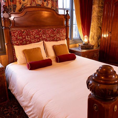 The Dirty Bottles Hotel Alnwick Bagian luar foto
